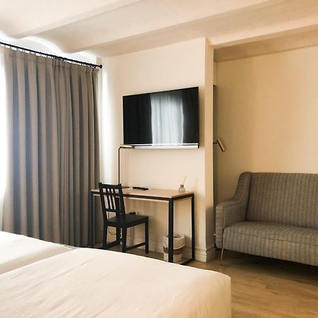 Suites Hom Sevilla Bagian luar foto