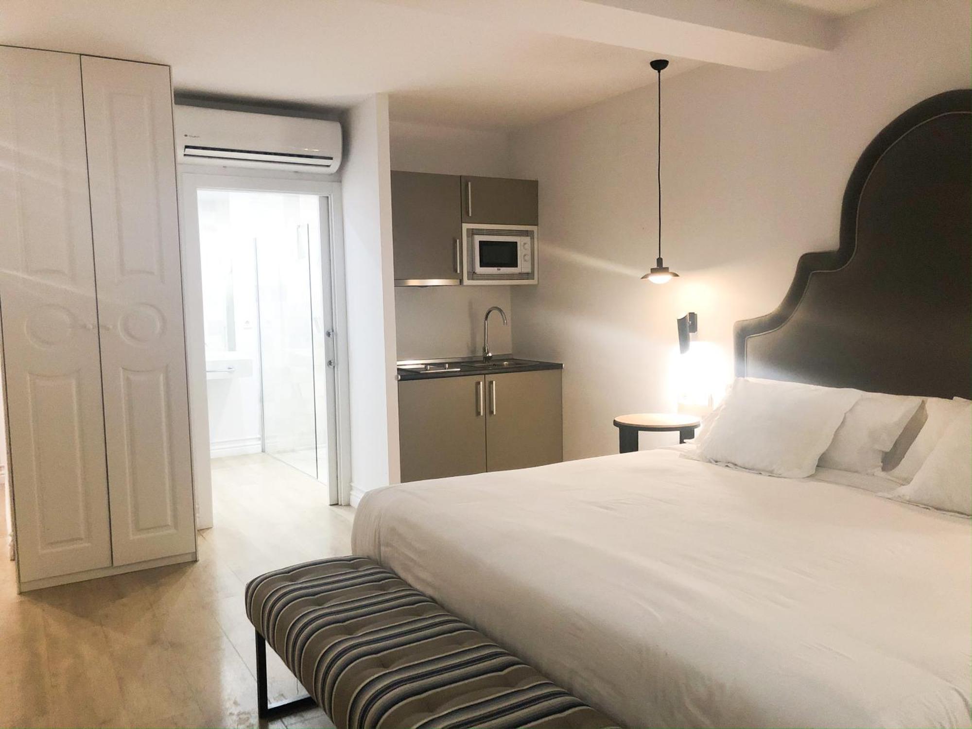 Suites Hom Sevilla Bagian luar foto